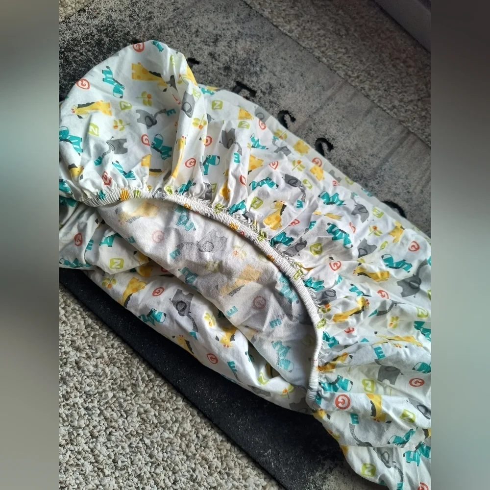 Falls Creek Baby Fitted Crib Sheet Giraffe Elephant Jungle Animal White